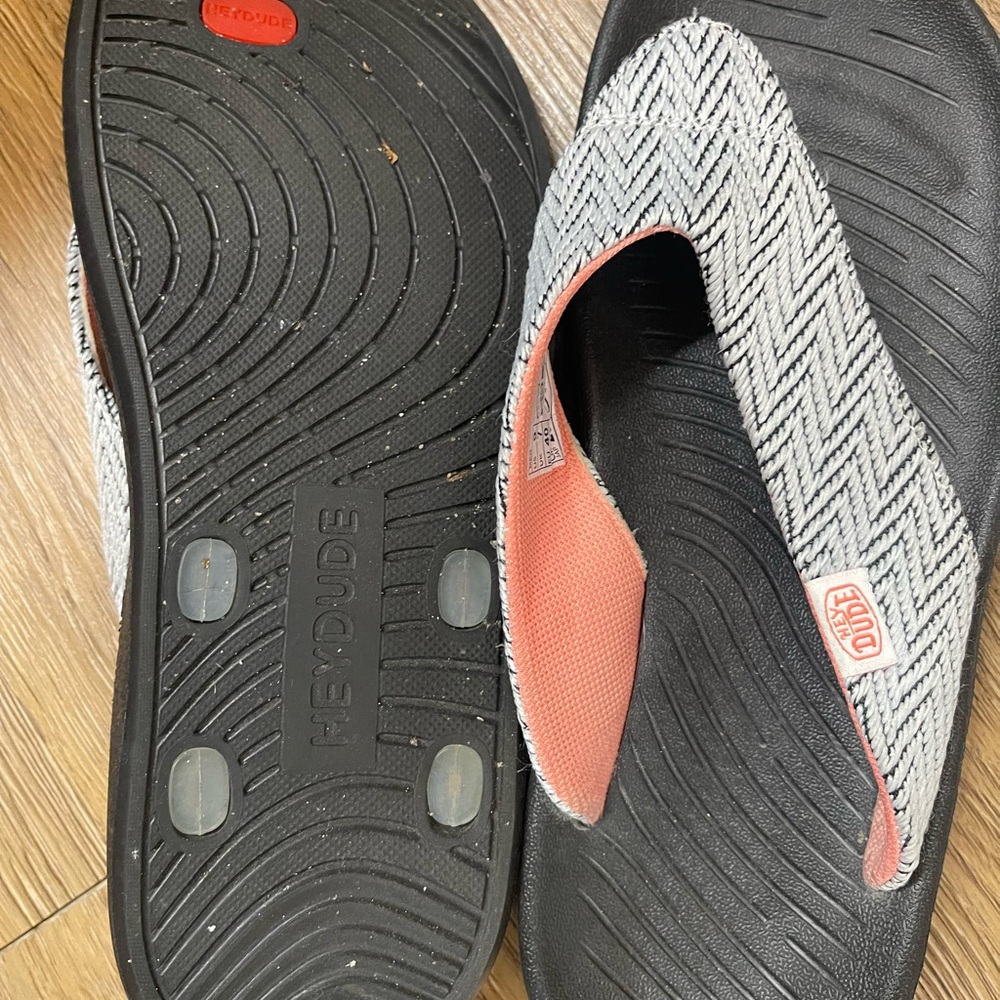 Hey Dude Black and White Chevron Flip Flops
